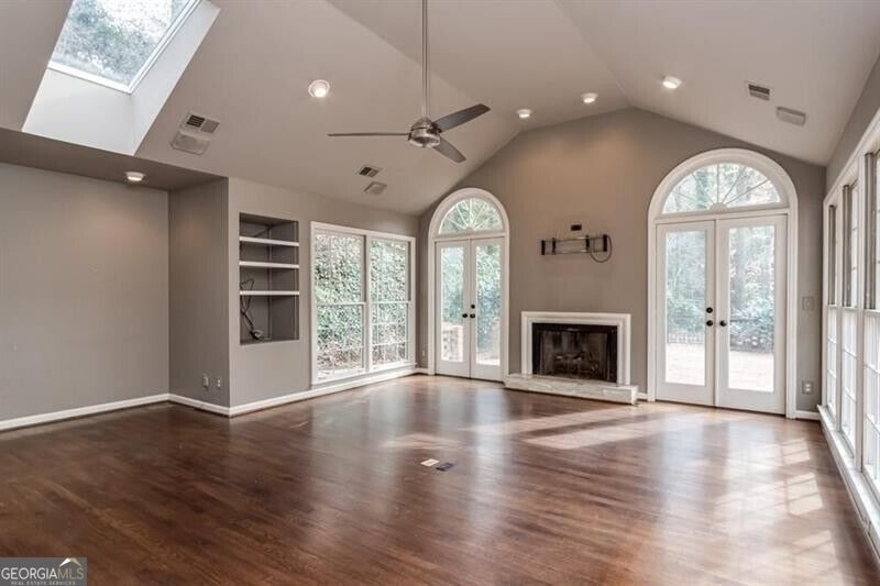 4601 Club Circle Ne - Photo 13