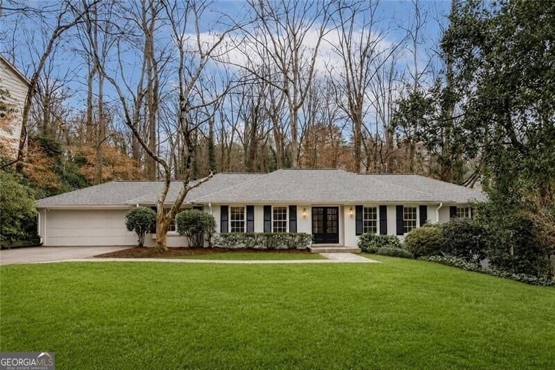 4601 Club Circle Ne - Photo 1
