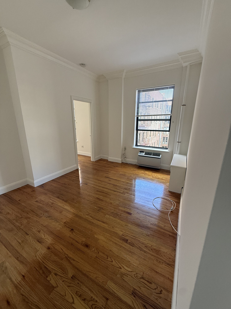200 Riverside Drive - Photo 0