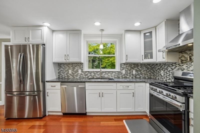 47 W Lawn Rd - Photo 12