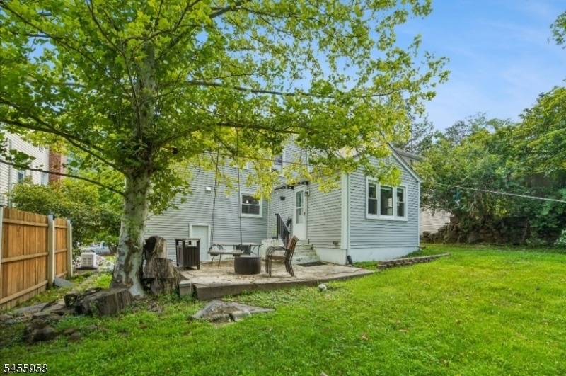 47 W Lawn Rd - Photo 34