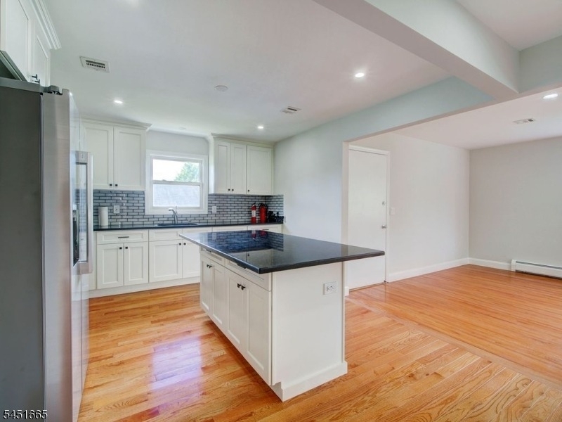 237 N 8th St - Photo 2