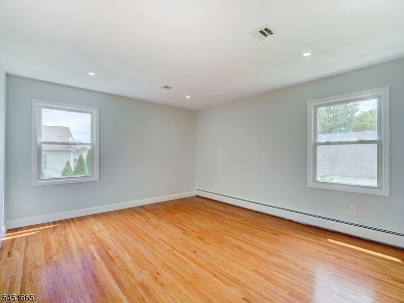 237 N 8th St - Photo 11