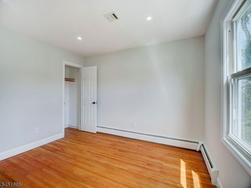 237 N 8th St - Photo 8
