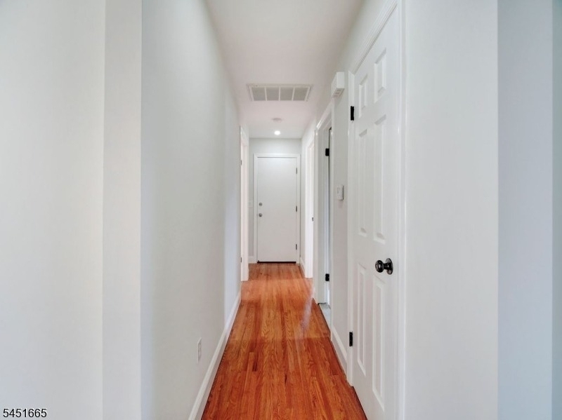 237 N 8th St - Photo 6