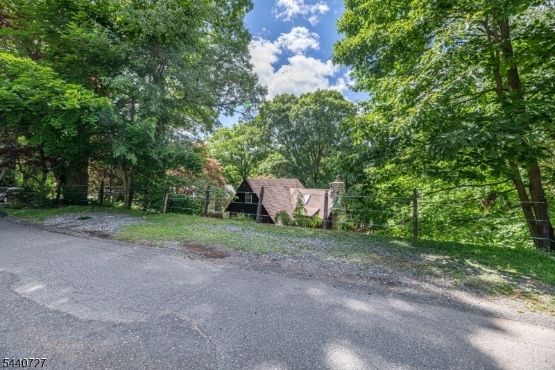78 Woodlawn Rd - Photo 41