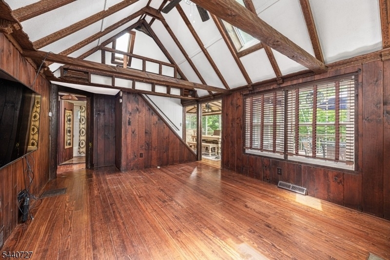 78 Woodlawn Rd - Photo 8