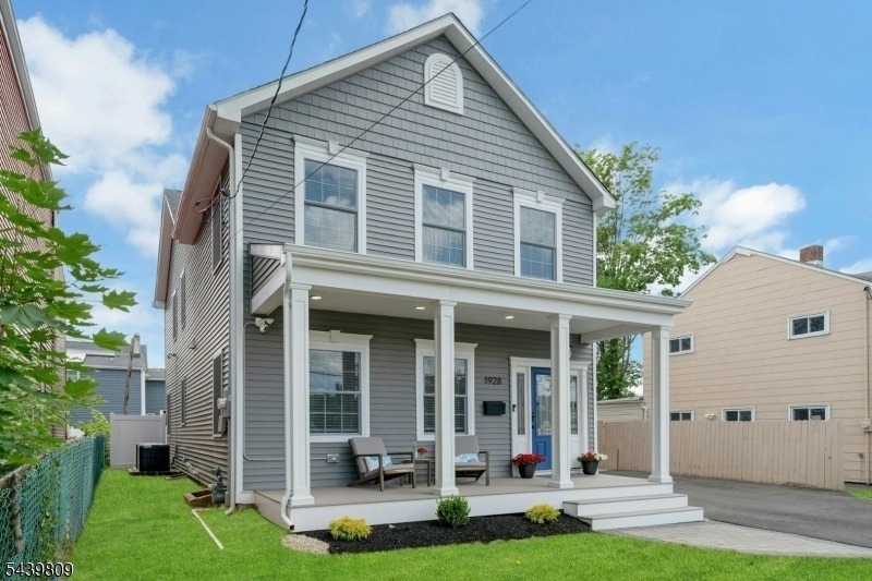 1928 Bartle Ave - Photo 2