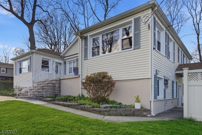 7 Valley Rd - Photo 1