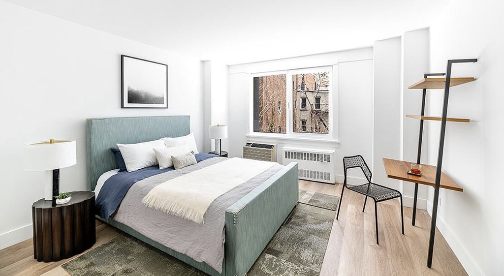 East 34th Street/Second Avenue - Photo 3