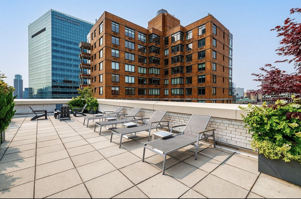East 34th Street/Second Avenue - Photo 5