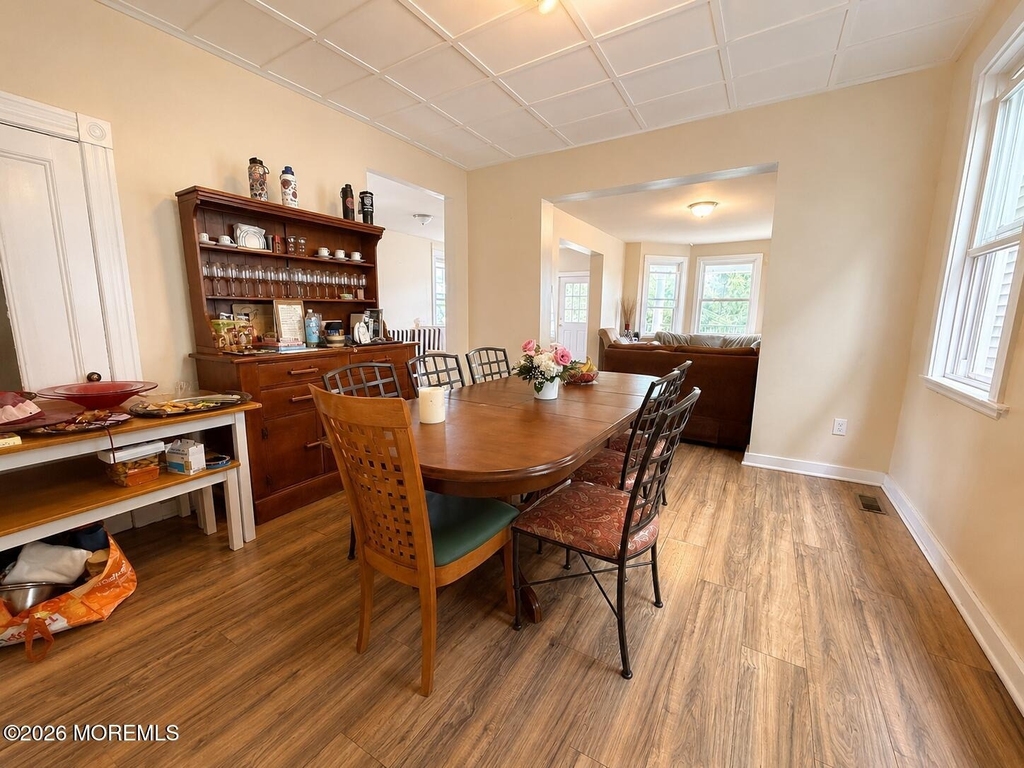 171 Lincoln Avenue - Photo 3