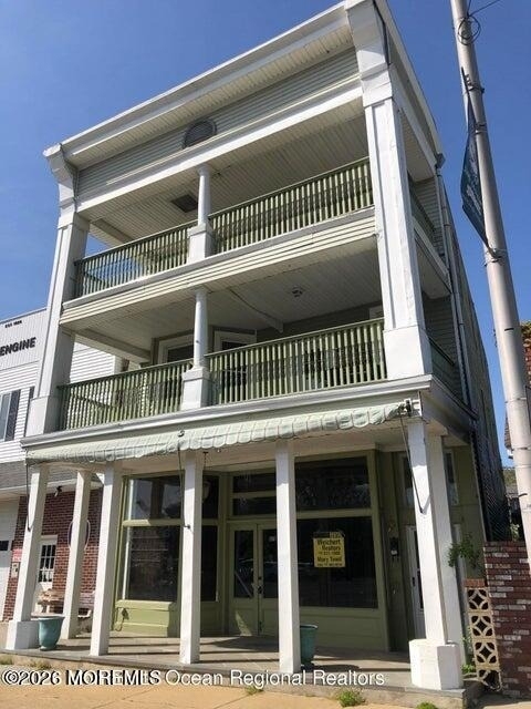 171 Lincoln Avenue - Photo 0
