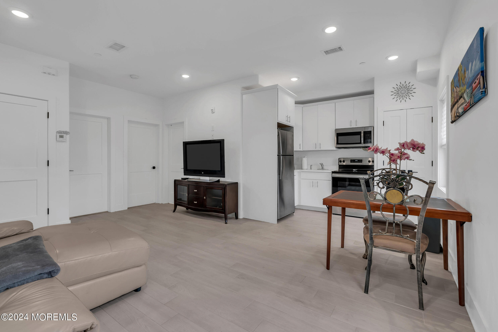 74 Ocean Terrace - Photo 5