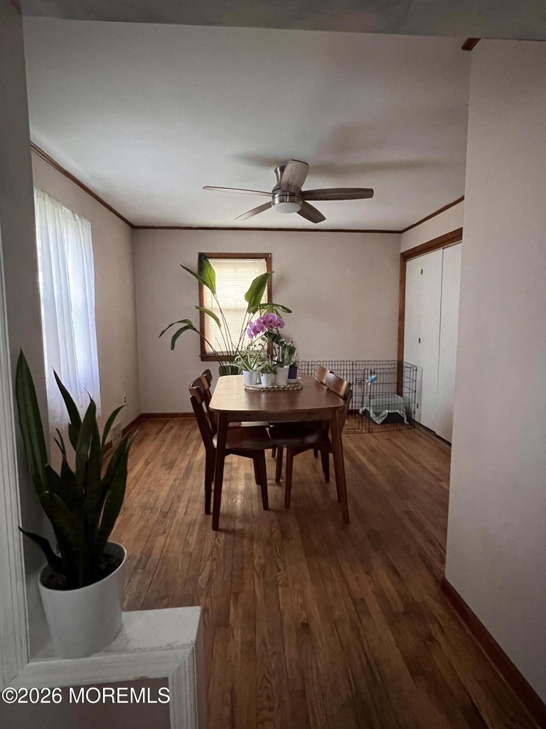 205 Villa Place - Photo 4