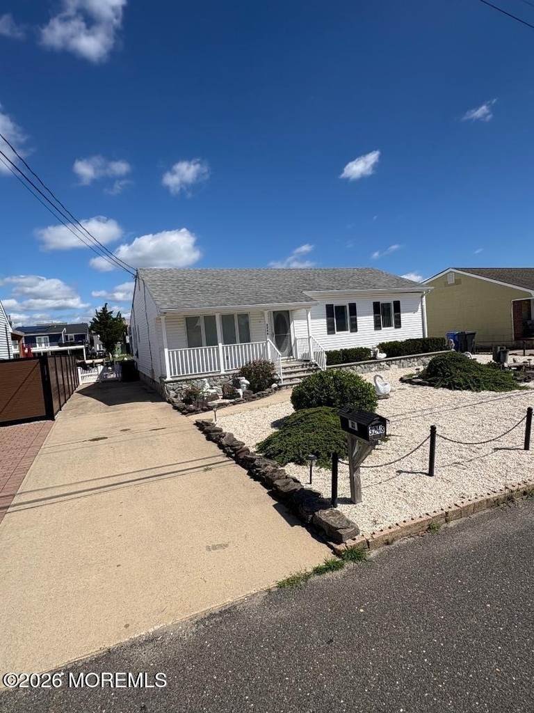 3248 Beachview Drive - Photo 16