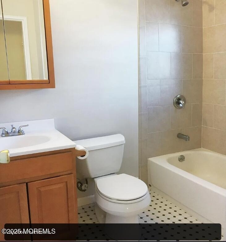 321 Shore Drive - Photo 2