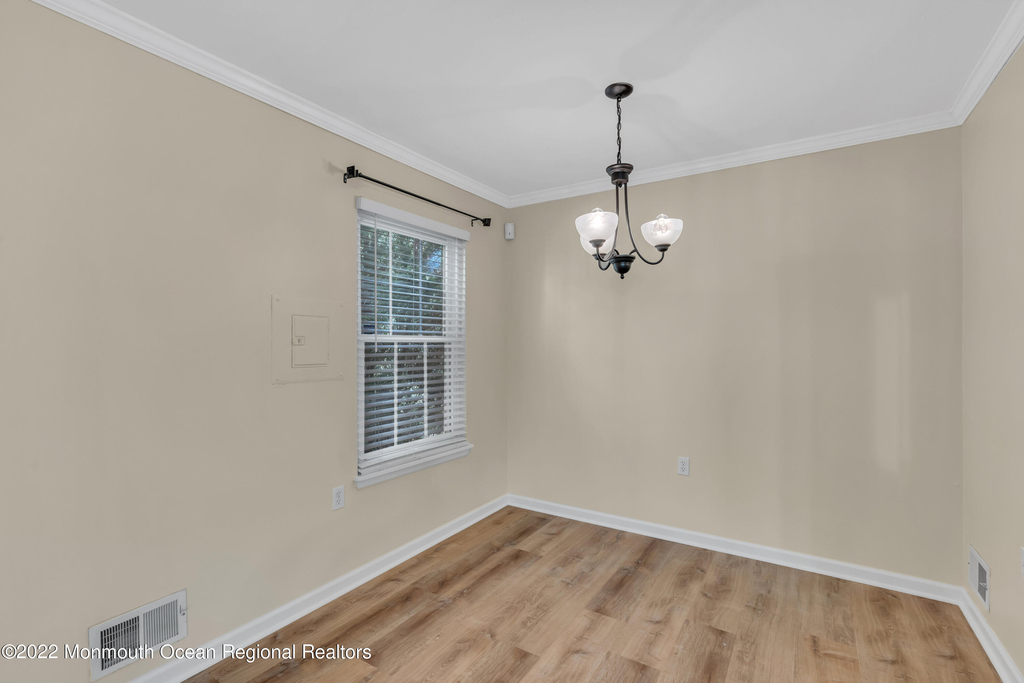 134 Whispering Oaks Way - Photo 6