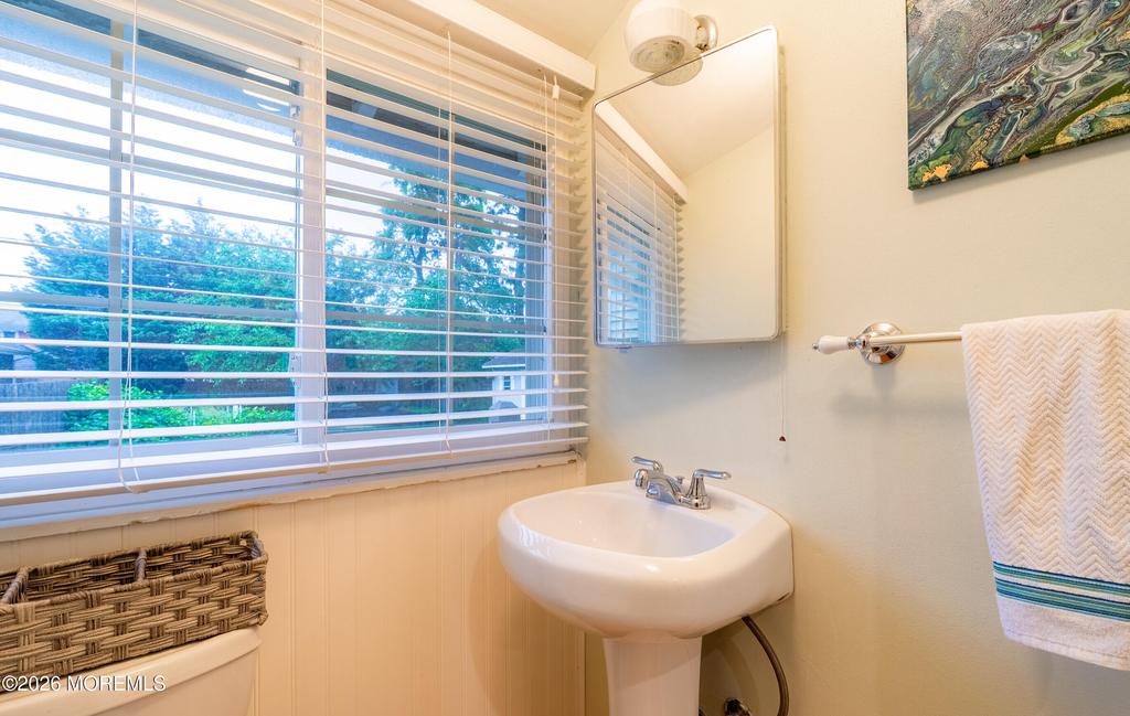 1305 4th Avenue - Photo 9