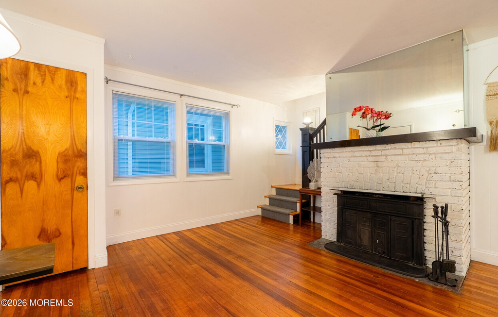 1305 4th Avenue - Photo 3