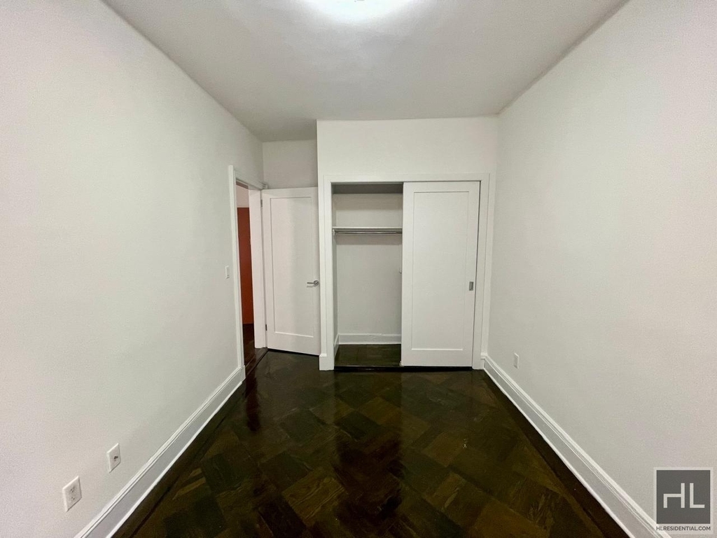 East 80th Street - Photo 1