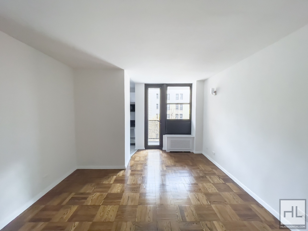 East 35 Street - Photo 0