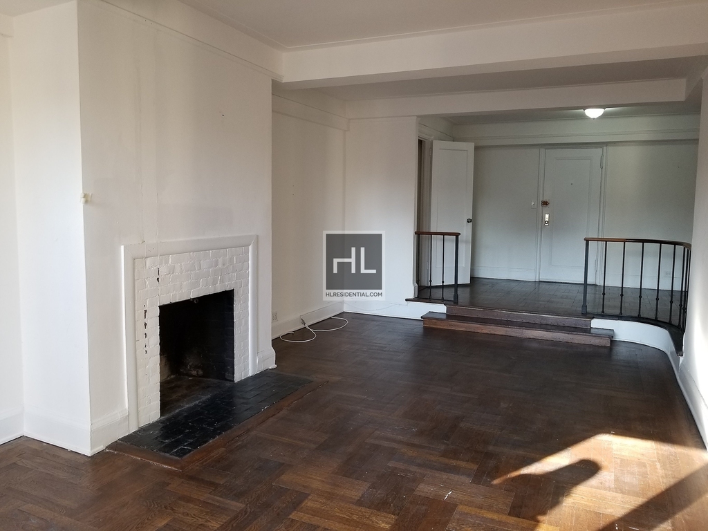 East 38 Street - Photo 2