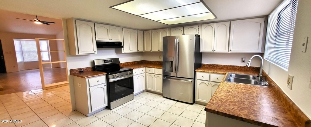 2117 W Missouri Avenue - Photo 8