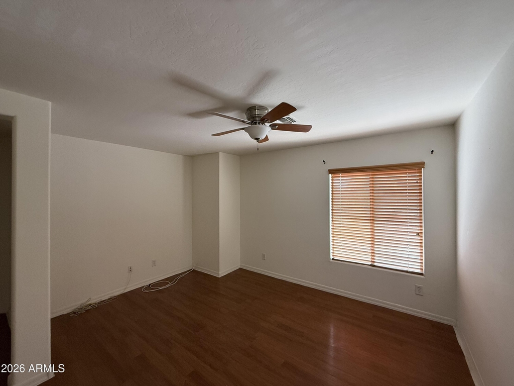 1670 E Elgin Street - Photo 7