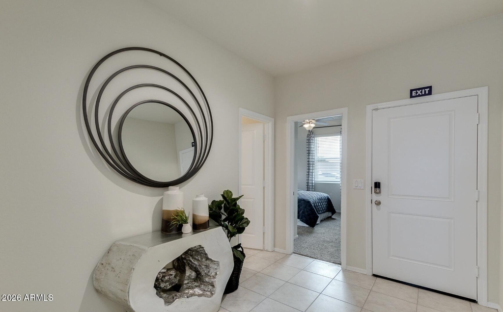 1319 W Raymond Avenue - Photo 2