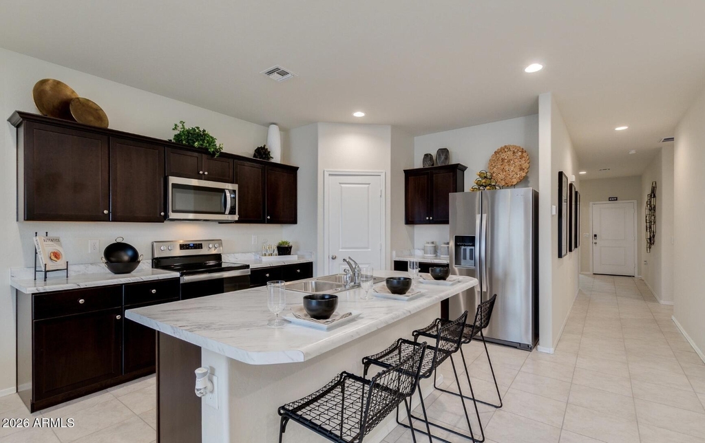 1319 W Raymond Avenue - Photo 6