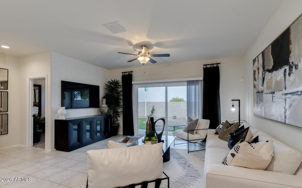 1319 W Raymond Avenue - Photo 12