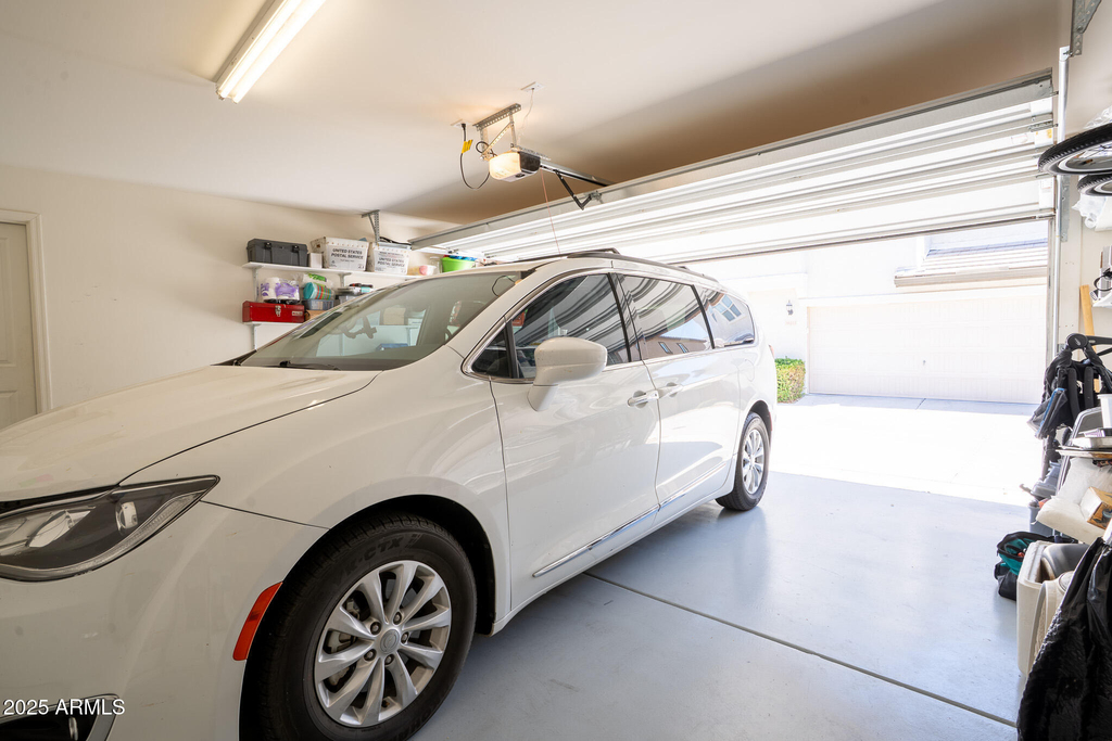 16425 W Latham Street - Photo 33