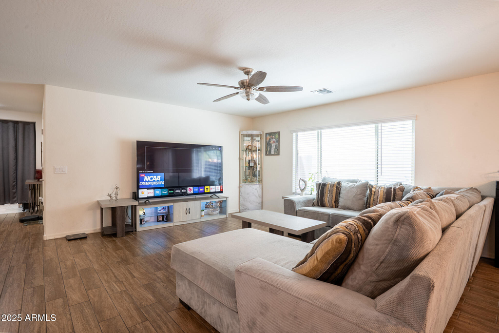 16425 W Latham Street - Photo 6