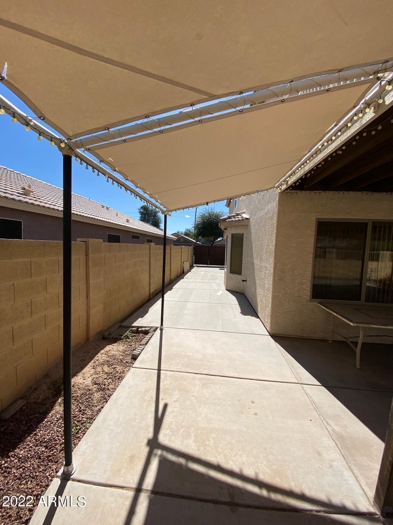 15178 W Melvin Street - Photo 12