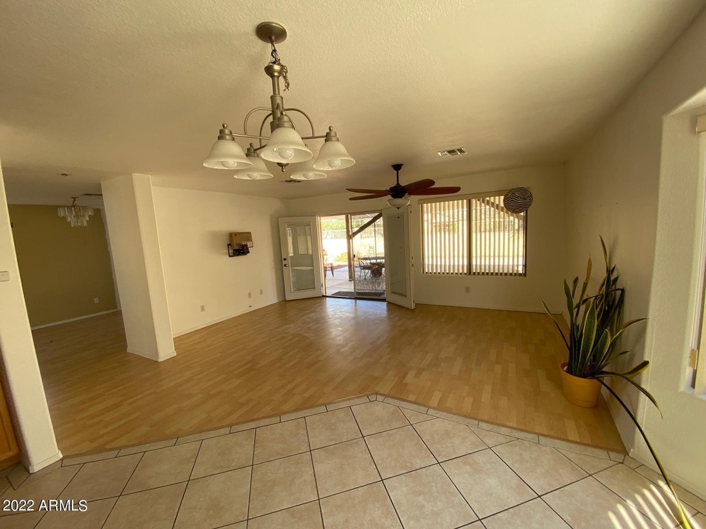 15178 W Melvin Street - Photo 9