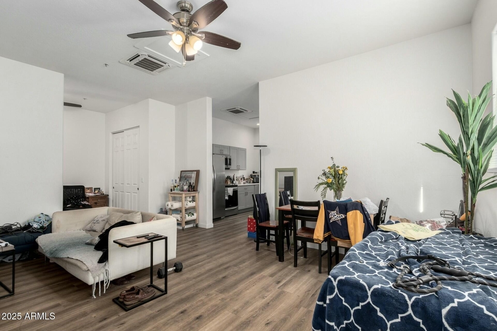 509 W Mcdowell Road - Photo 1