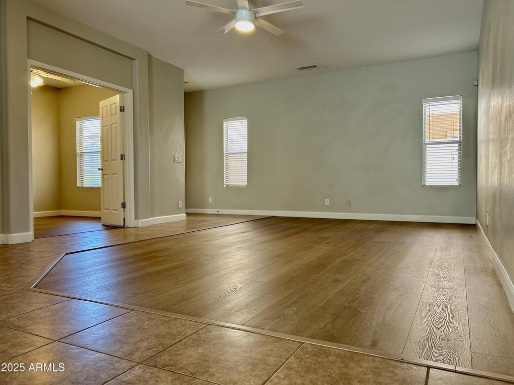 770 W Fruit Tree Lane - Photo 4