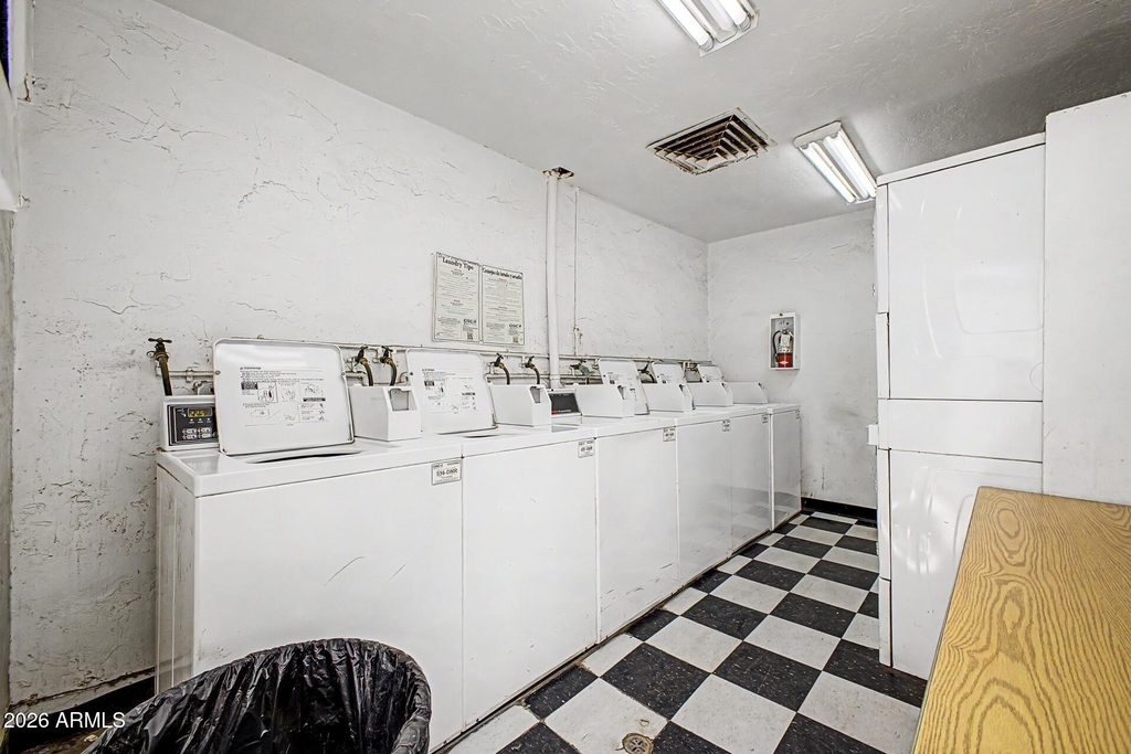 3416 N 44th Street - Photo 23