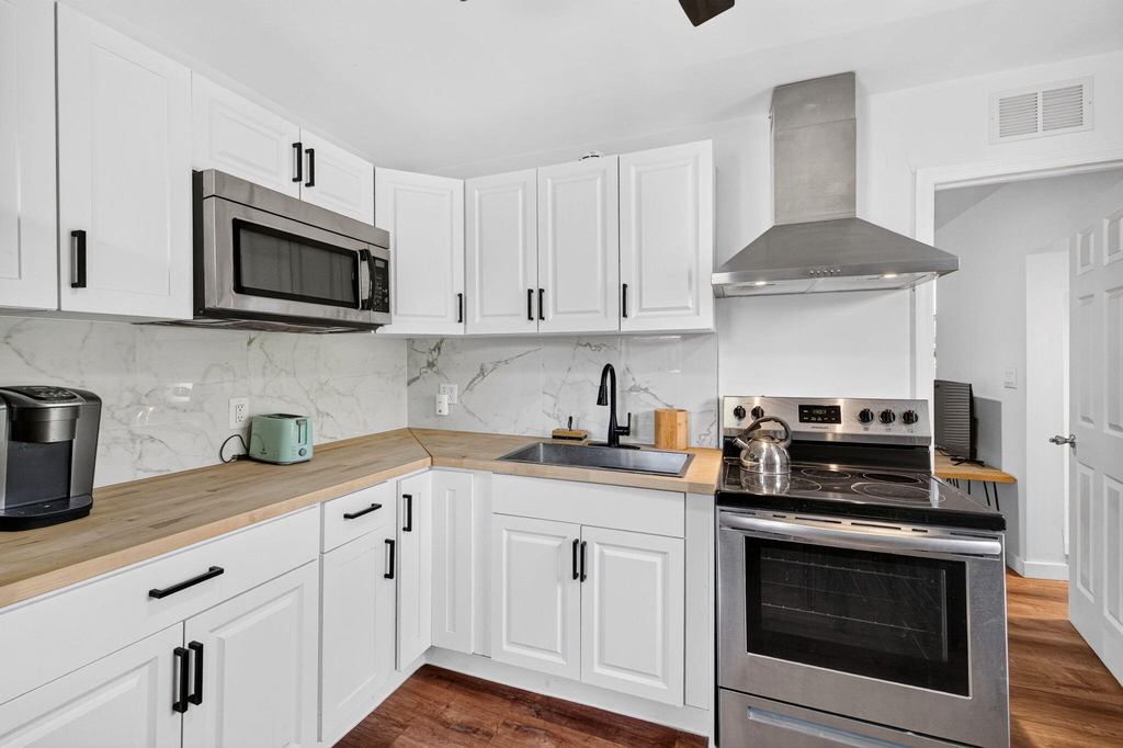 2702 Ne 9th Avenue - Photo 6