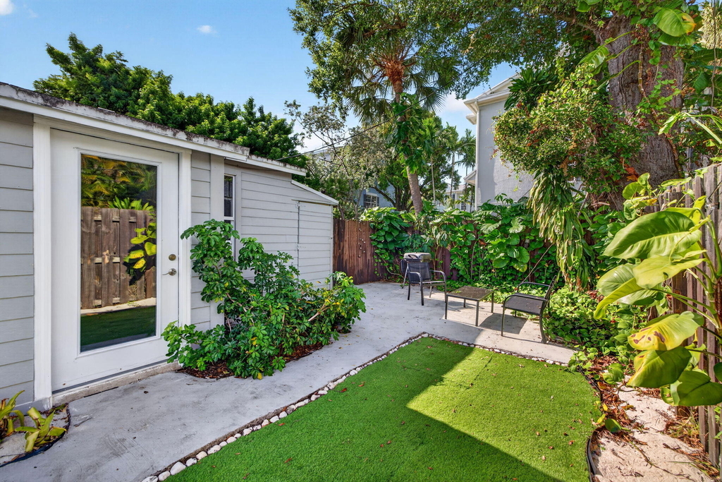 2702 Ne 9th Avenue - Photo 21