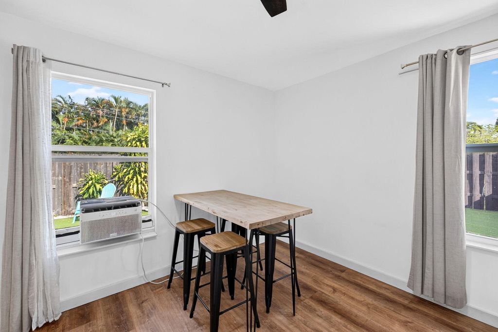 2702 Ne 9th Avenue - Photo 9