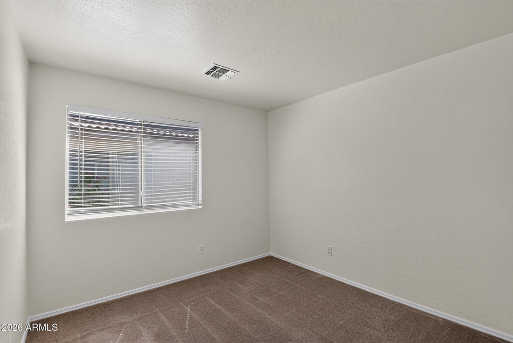 13737 W Peck Drive - Photo 8