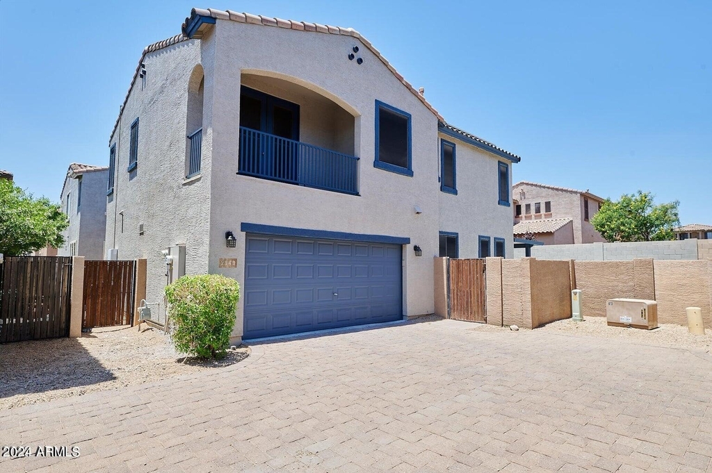 2340 W Dusty Wren Drive - Photo 0