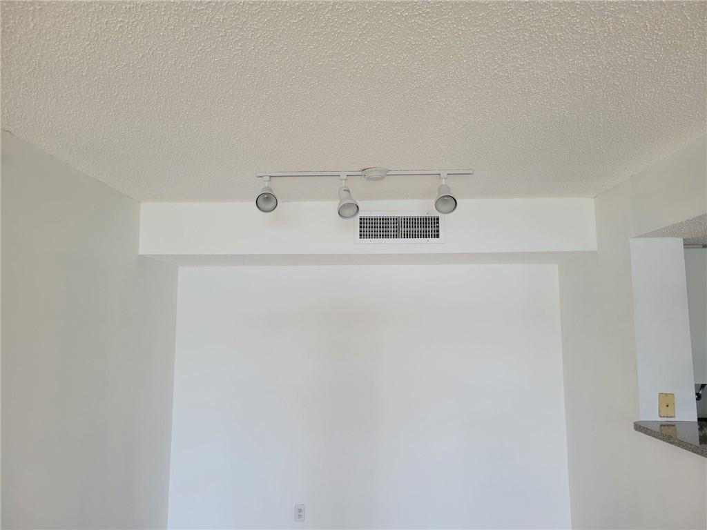 5005 Wiles Road - Photo 12