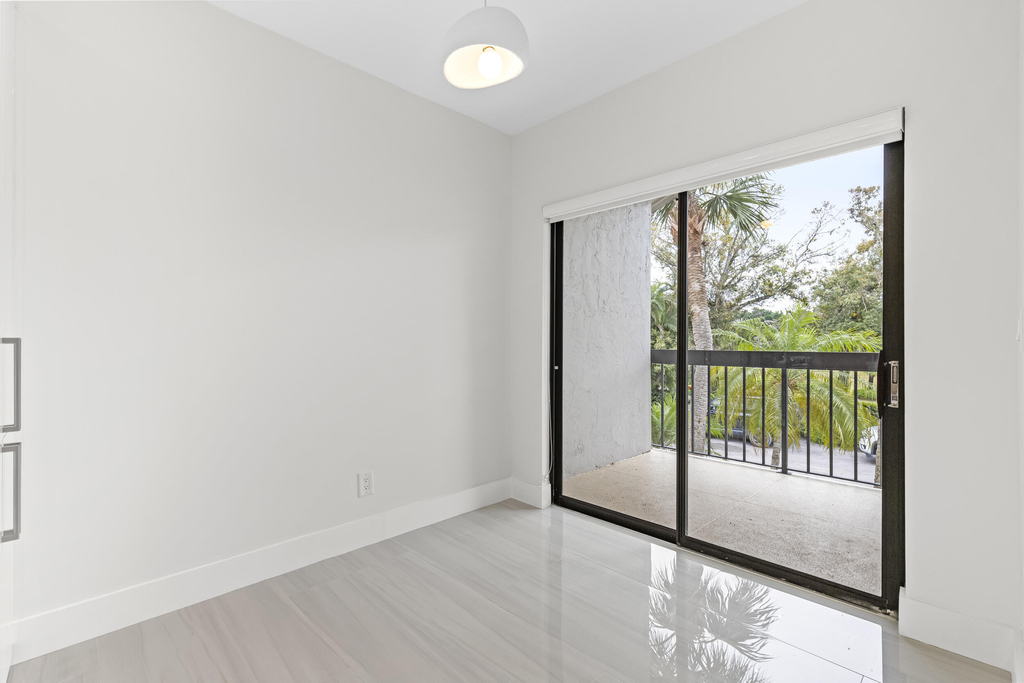 11311 Pond View Drive - Photo 11