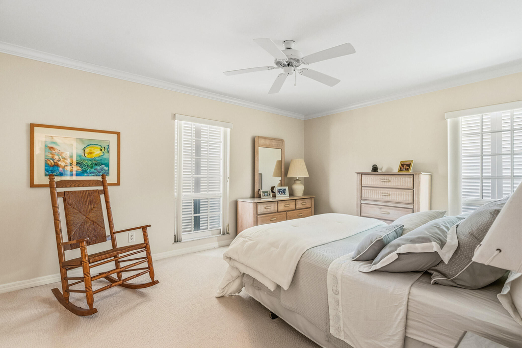 300 Harbour Drive - Photo 7