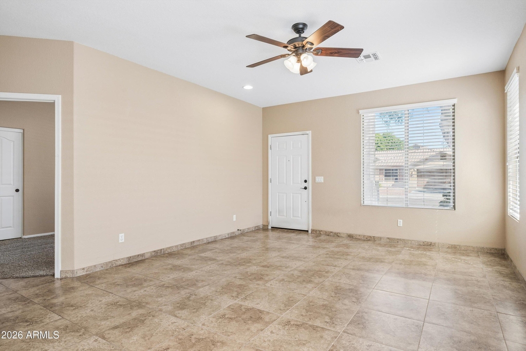9161 W Salter Drive - Photo 7