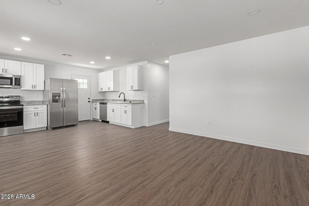 502 S Crismon Road - Photo 4
