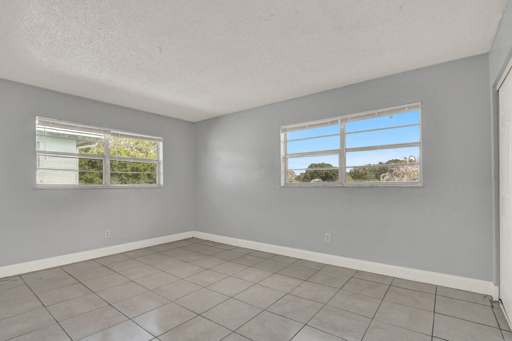 3204 Louisiana Avenue - Photo 11